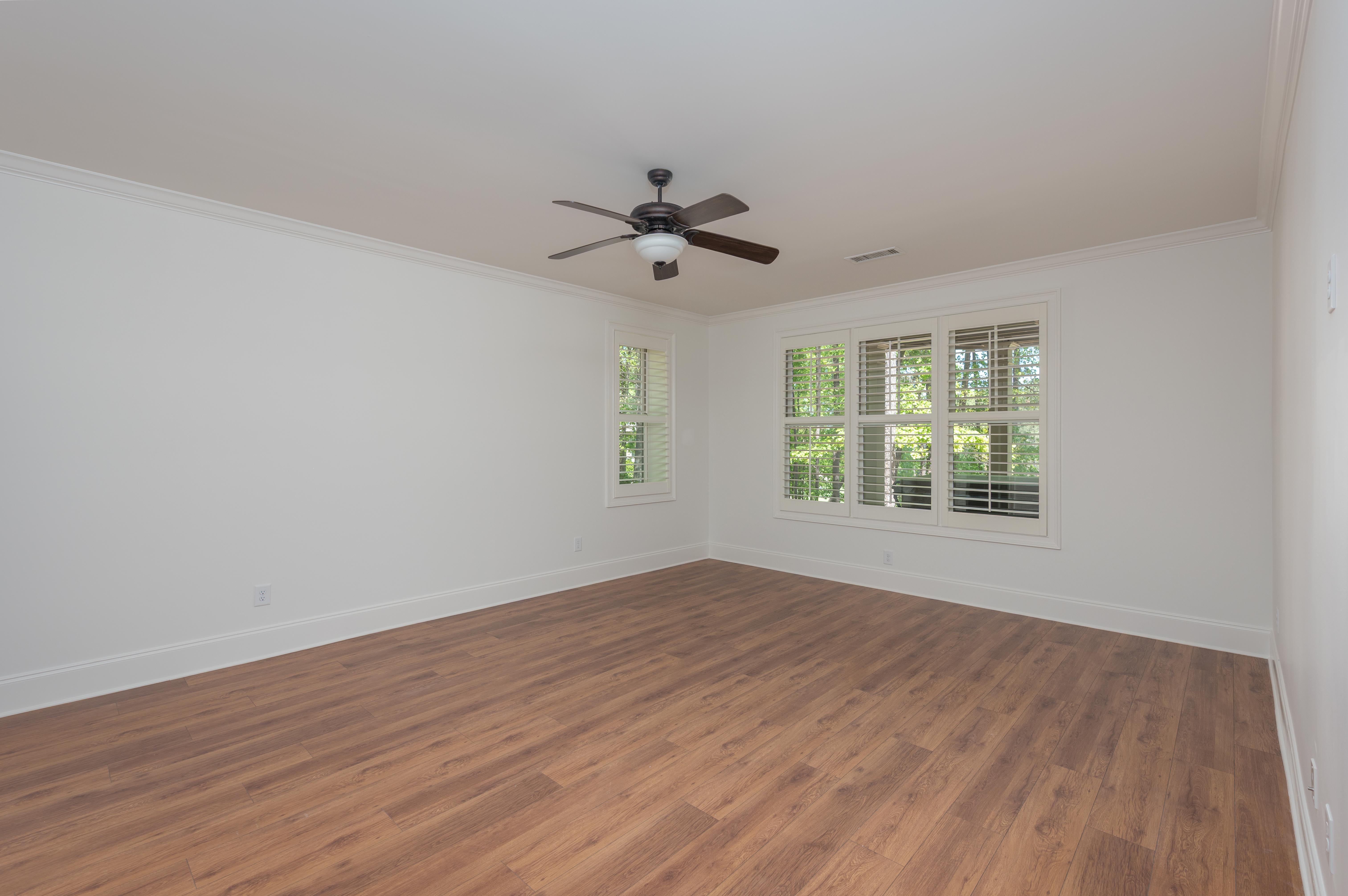 1021 Homestead image 33